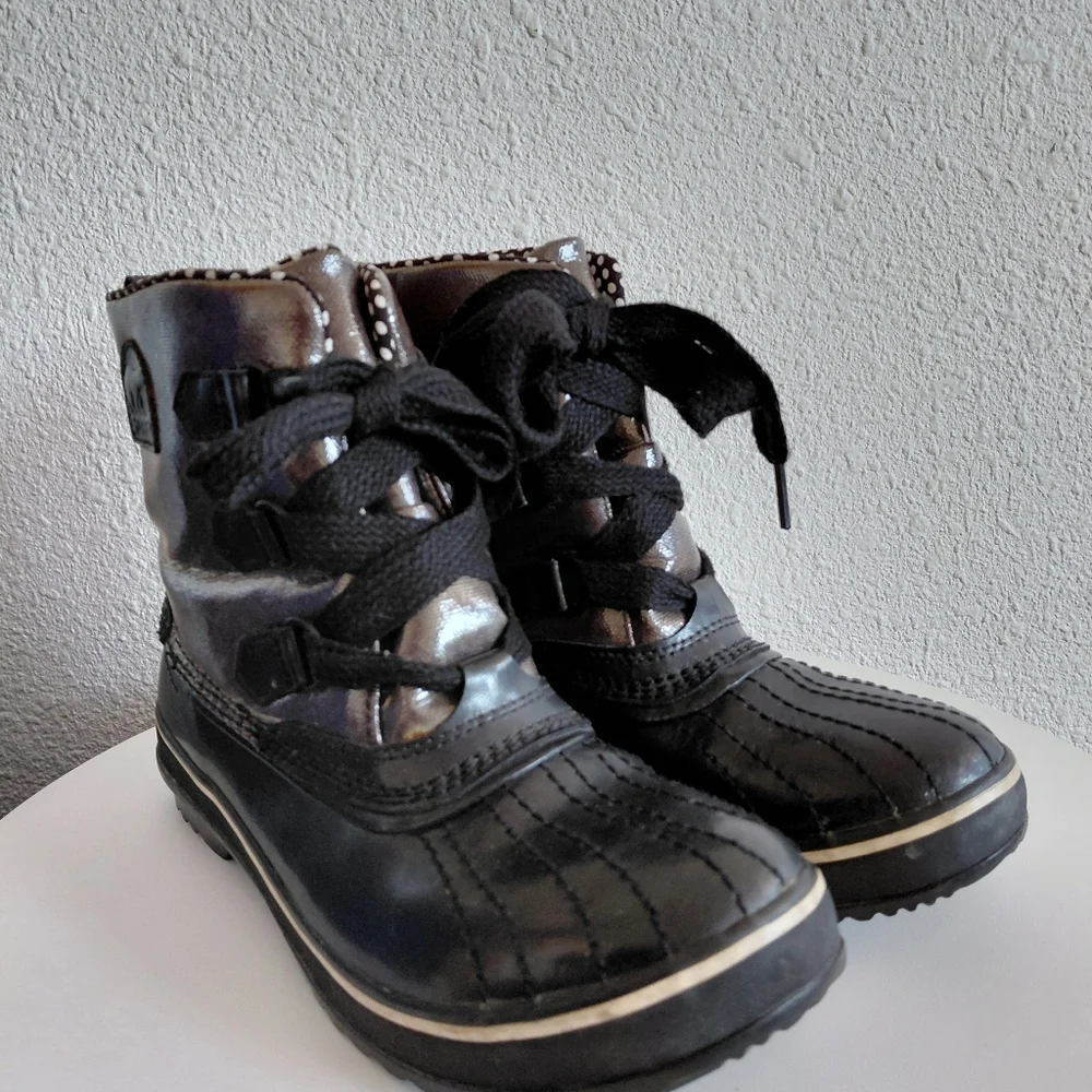 Sorel tivoli boots